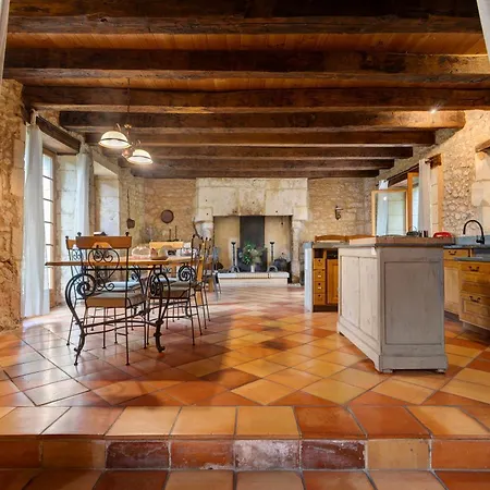 Maison Les Rocailles Holiday home Saint-Martin-des-Combes (Dordogne)
